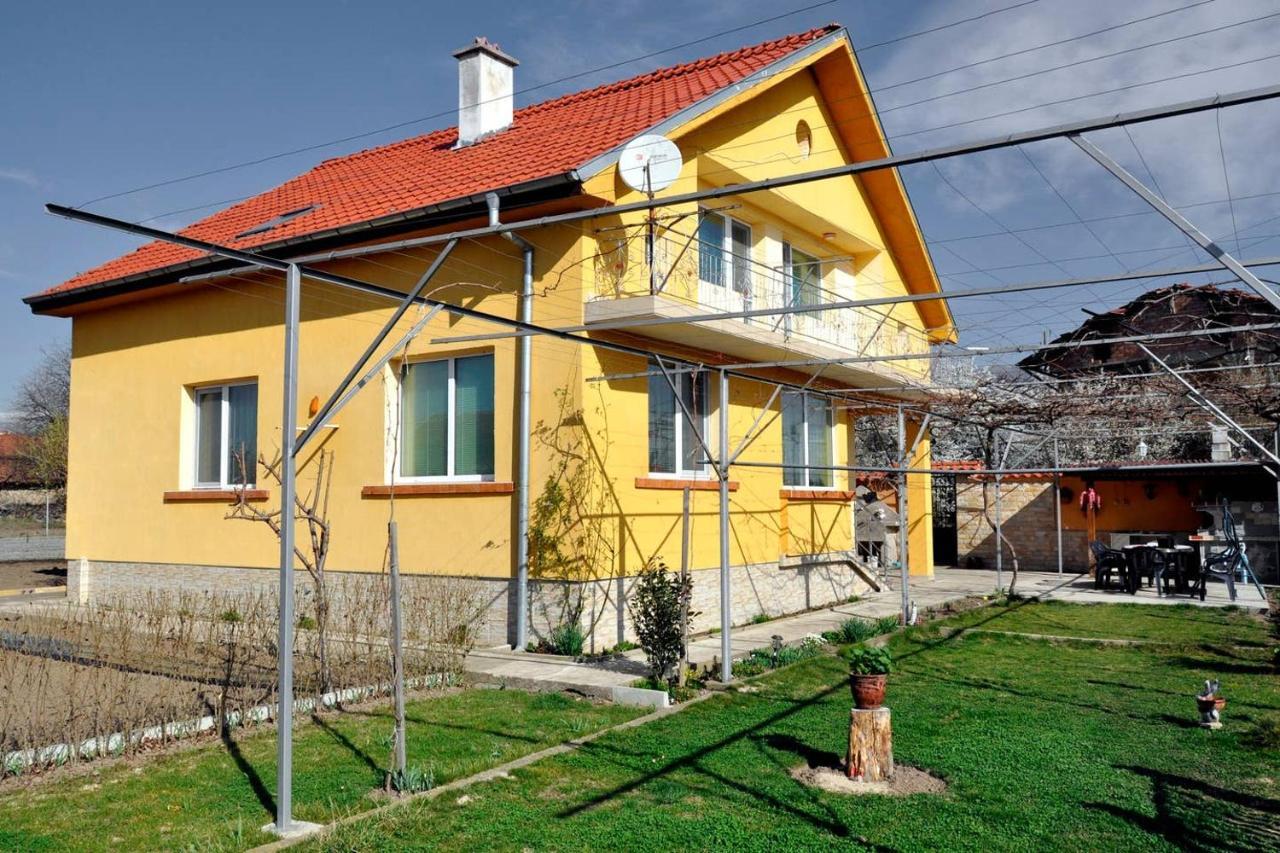 Вила В С. Габарево, Долината На Розите. Gabarevo Zewnętrze zdjęcie