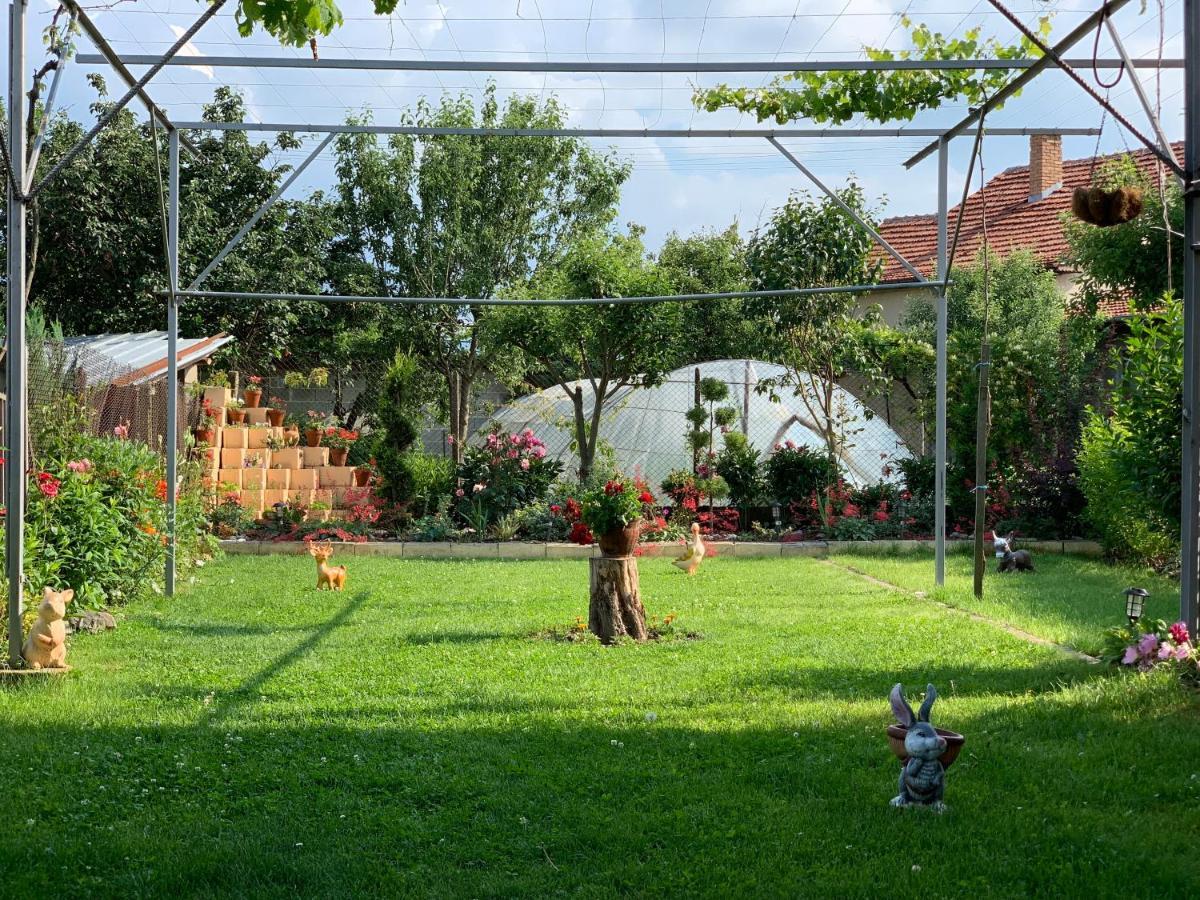 Вила В С. Габарево, Долината На Розите. Gabarevo Zewnętrze zdjęcie